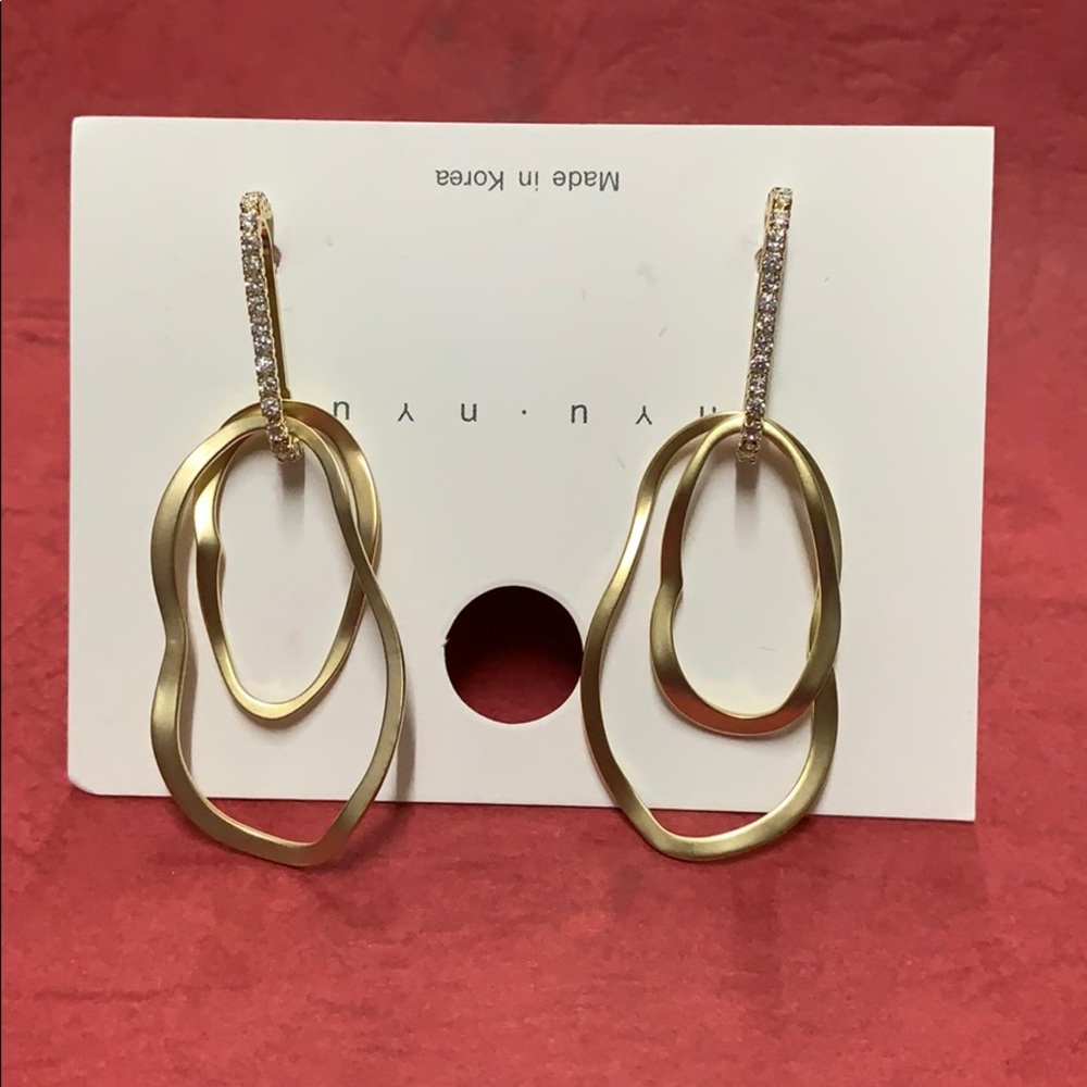 Good tone earrings